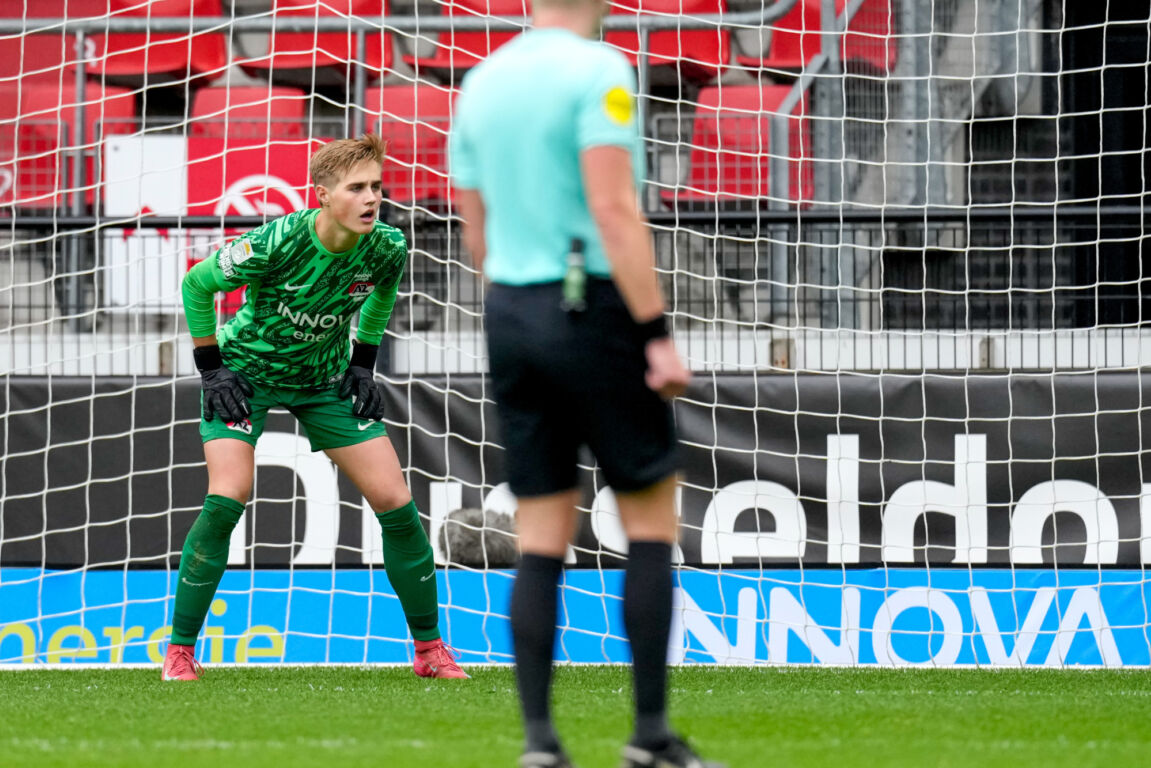 Netty Booms tijdens AZ - Feyenoord