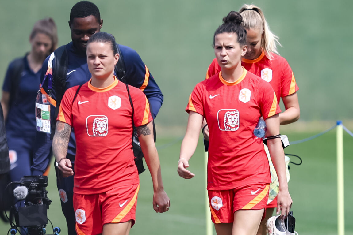 Sherida Spitse en Merel van Dongen in 2022