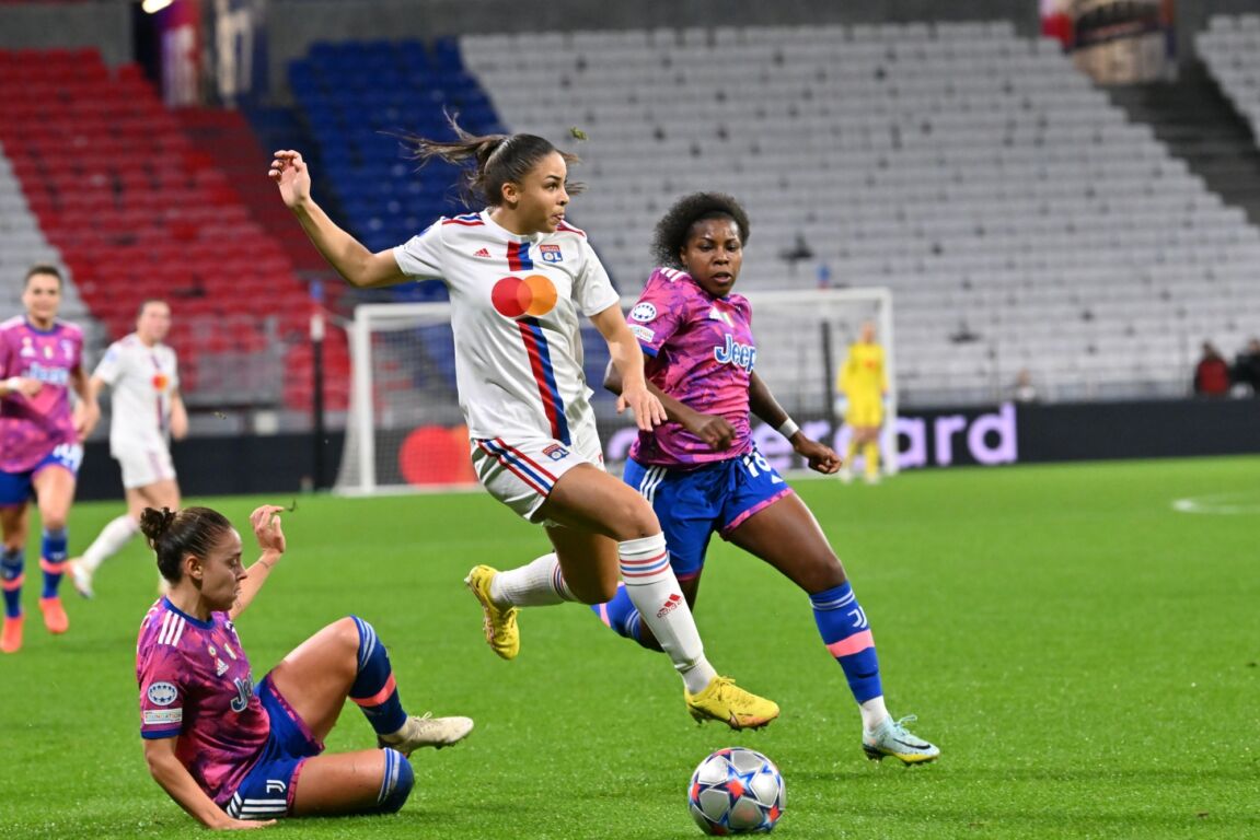 Lineth Beerensteyn (Juventus) in het duel met Olympique Lyon
