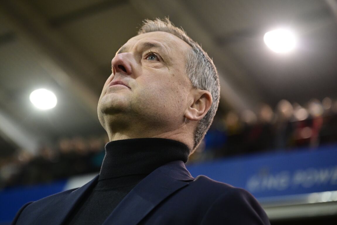 Ives Serneels als bondscoach van de Belgische Red Flames