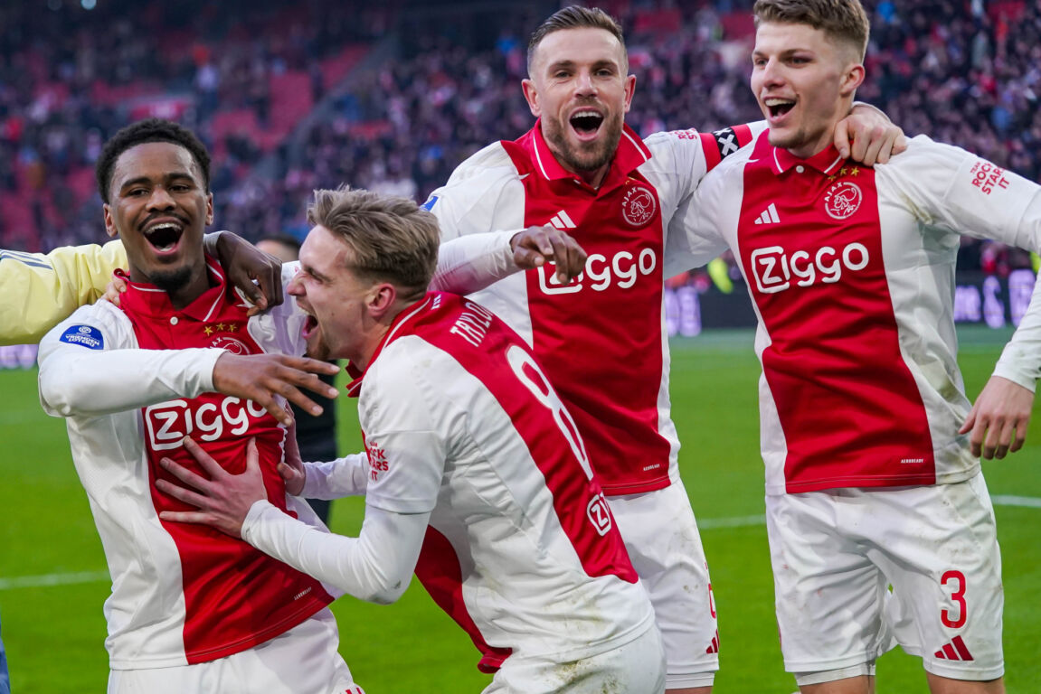 Jorrel Hato, Kenneth Taylor, Jordan Henderson en Anton Gaaei