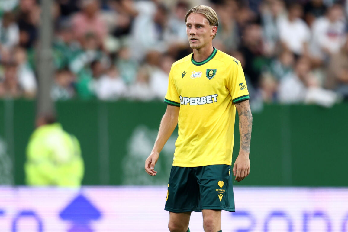 Jesse Bosch in het shirt van GKS Katowice