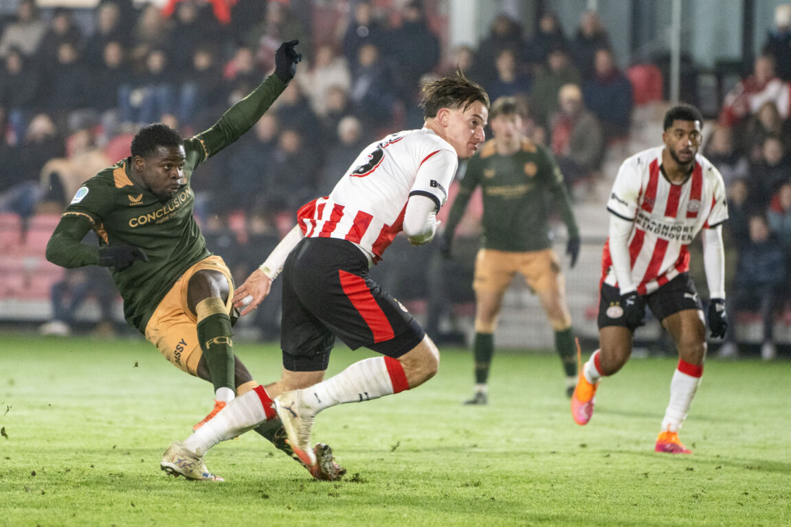 Noah Ohio scoorde twee keer tegen Jong PSV