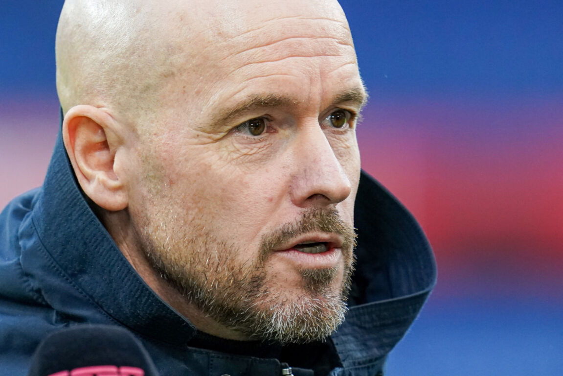 Erik ten Hag voor de microfoon van ESPN