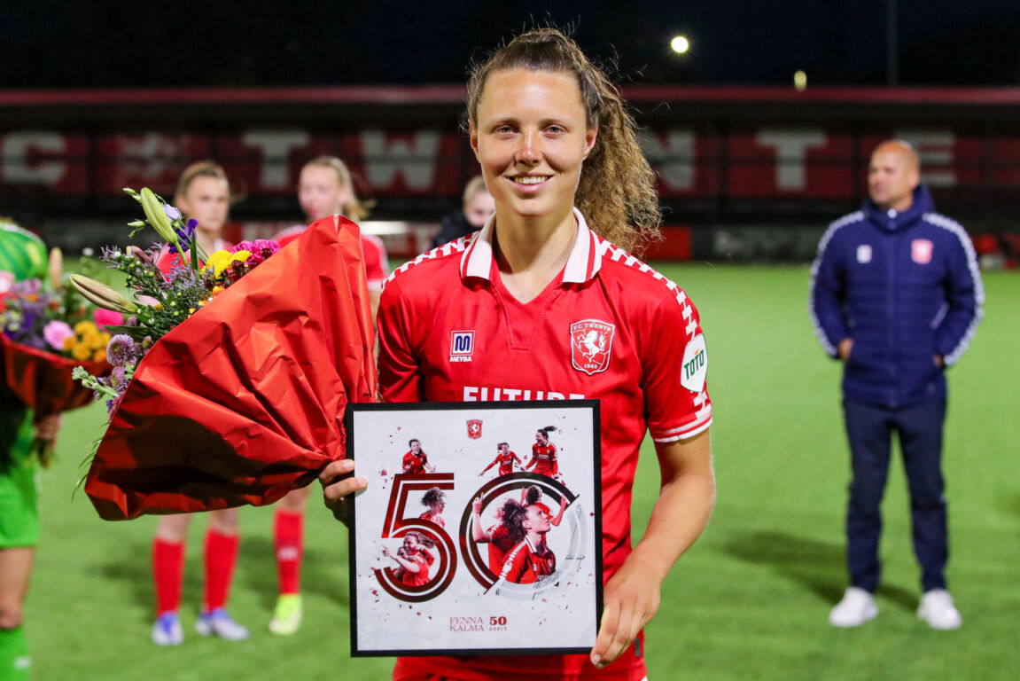Fenna Kalma wordt in het zonnetje gezet door FC Twente