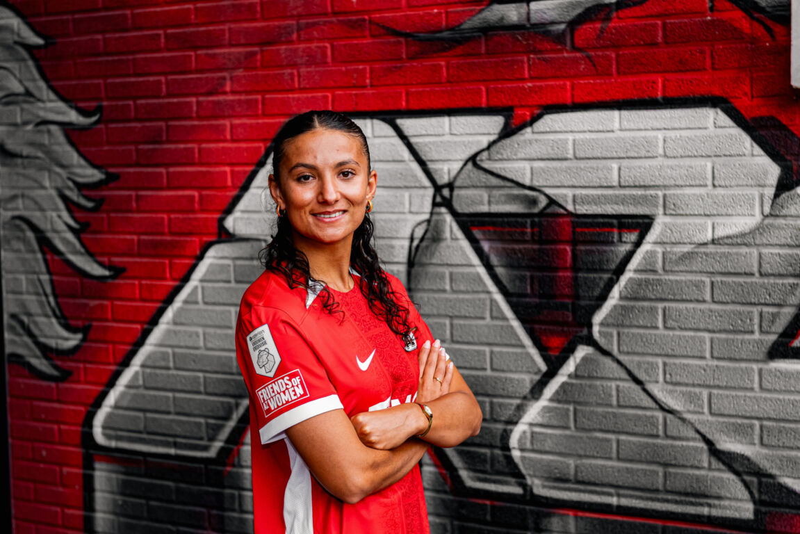 Sabrine Ellouzi bij AZ