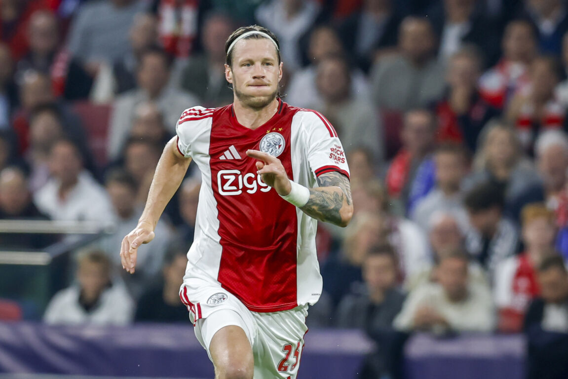 Wout Weghorst jaagt in de Johan Cruijff Arena