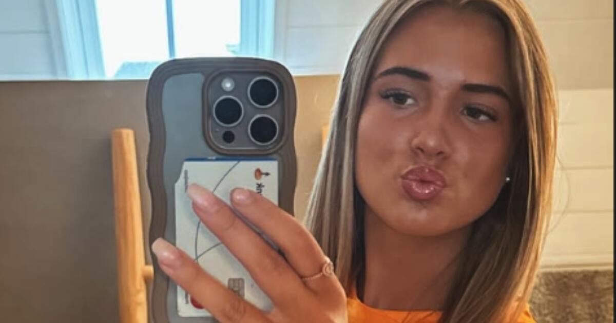 Dochter Arne Slot (18) loopt tegenwoordig met een profvoetballer