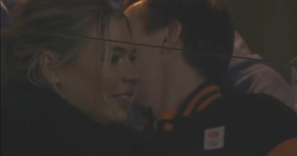 VIDEO | Olympisch kampioen Jutta Leerdam bezoekt duel SC Heerenveen