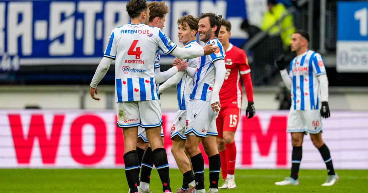 Joris van Overeem geniet van overwinning op AZ: 