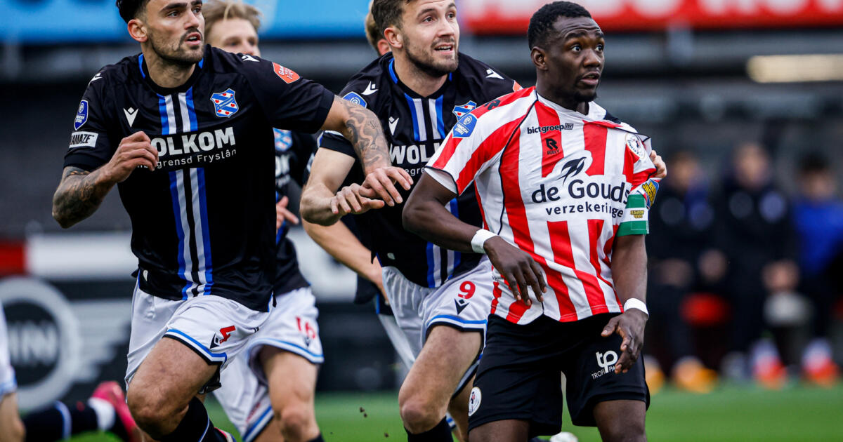 Kitolano legt vinger op zere plek: 