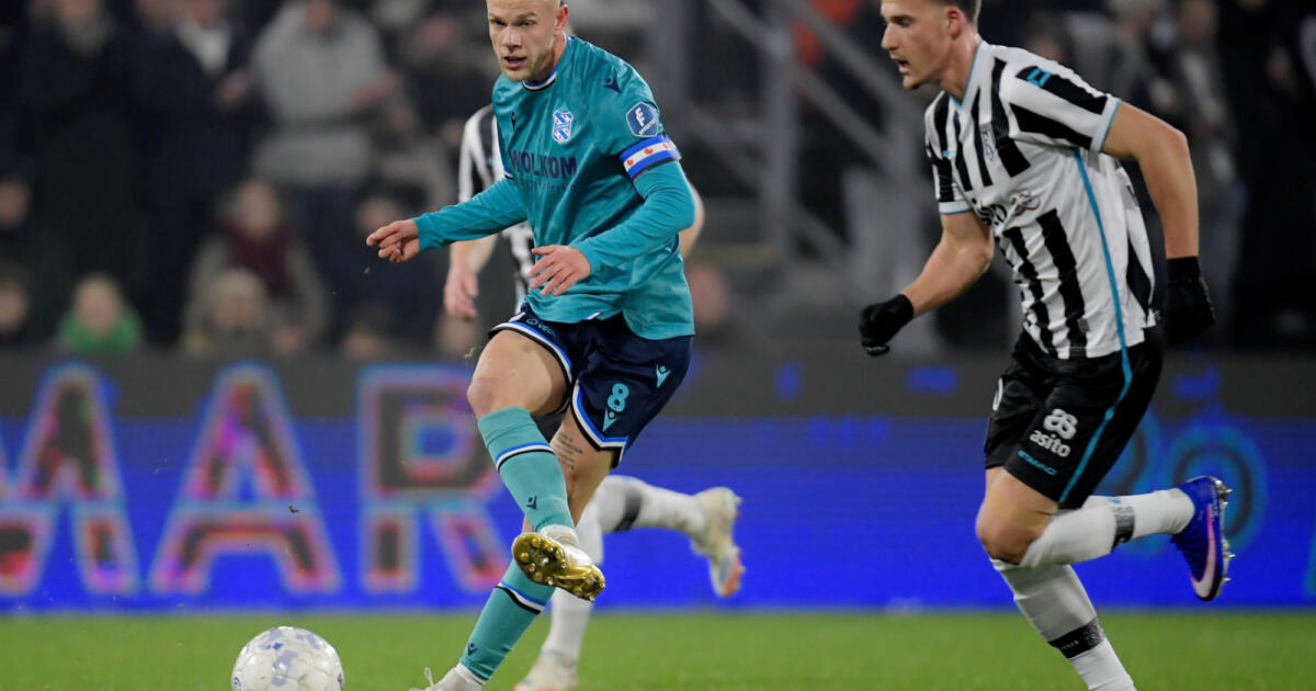 Brouwers na het zien van afgekeurde goal: 