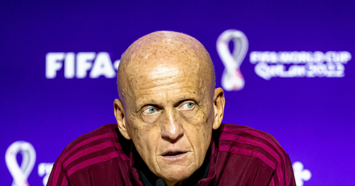 FIFA wil tijdrekkers tegengaan en gaat nieuwe spelregel testen