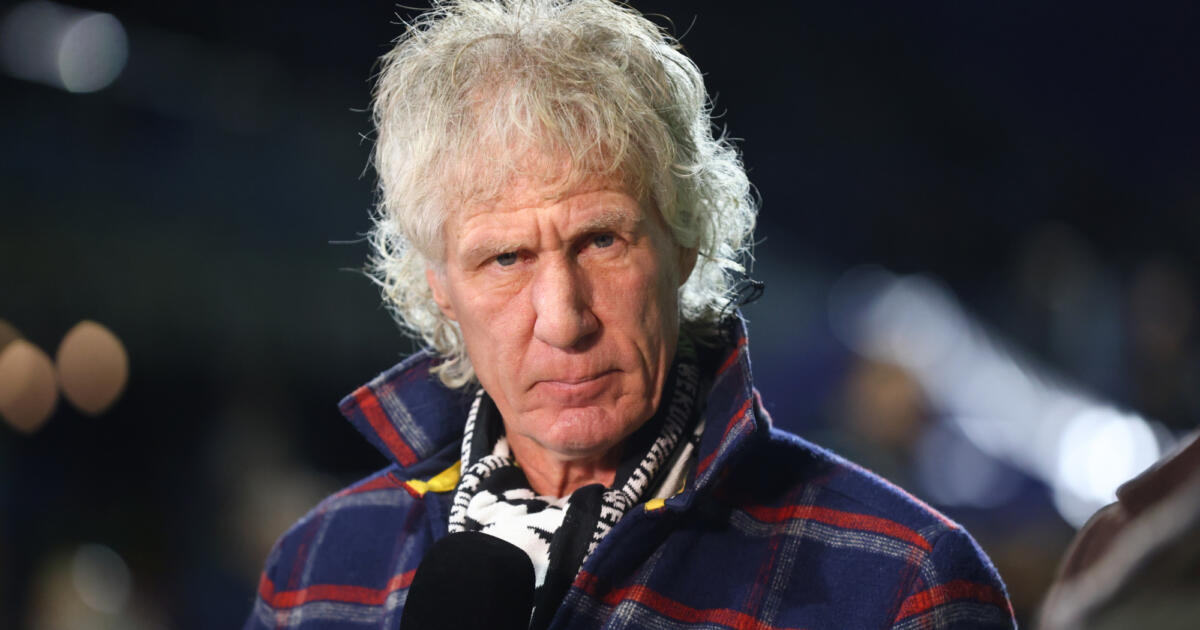 Verbeek op gesprek bij Eredivisie-club: 