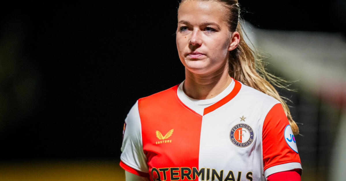 Feyenoord pakt drie punten tegen PEC Zwolle in zeer verhit duel