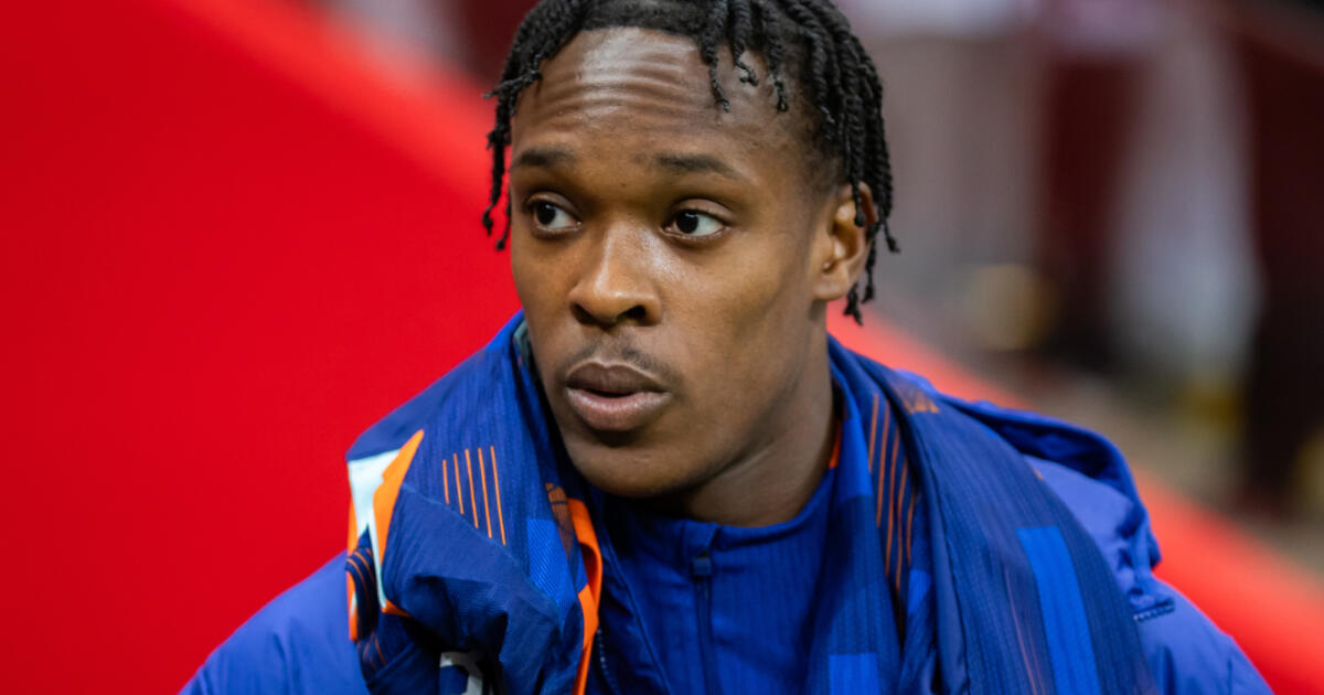 Emmanuel Emegha dankt oud-SC Heerenvener: 