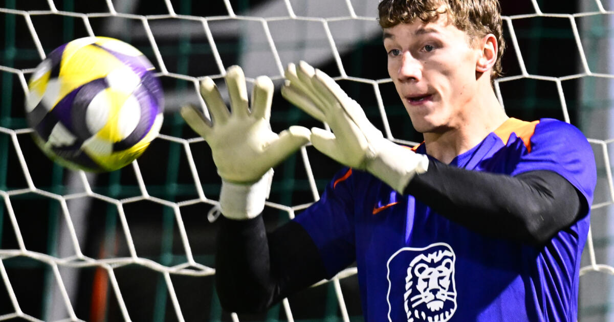 Bernt Klaverboer moet drie keer vissen bij debuut voor Jong Oranje