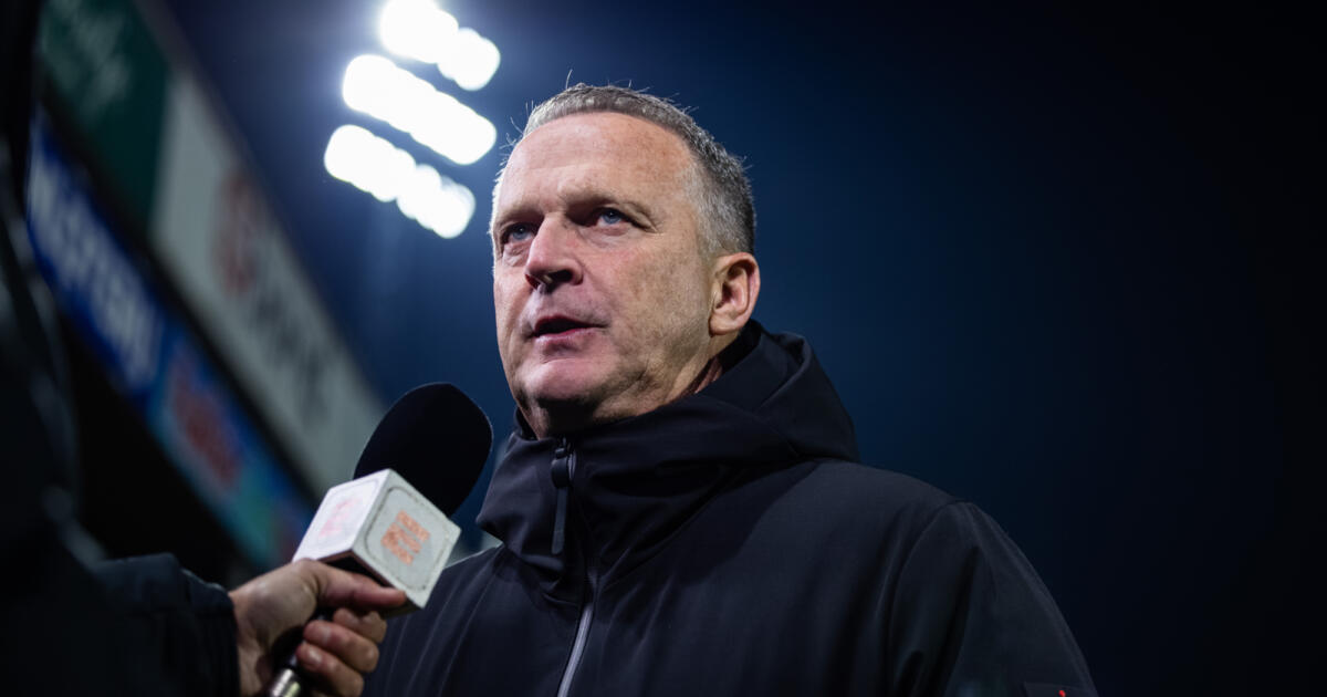 Van den Brom looft FC Twente-fans: 