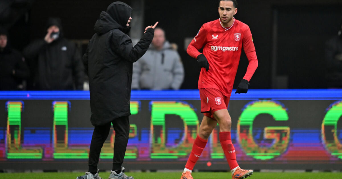 Heracles Almelo niet blij met actie ballenjongen: 