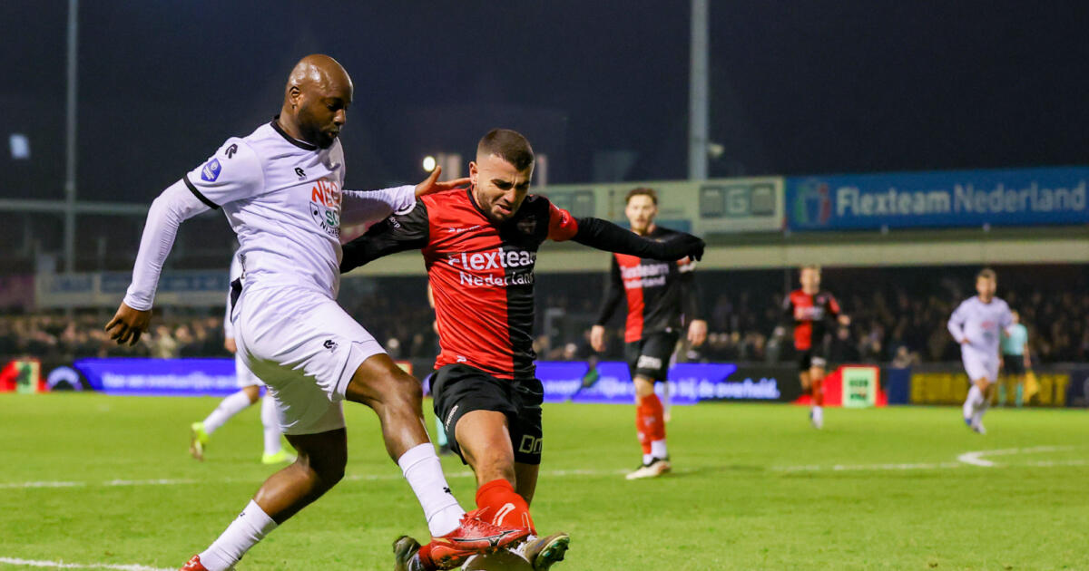 VIDEO | Jetro Willems maakt pijnlijke indruk bij goal De Treffers