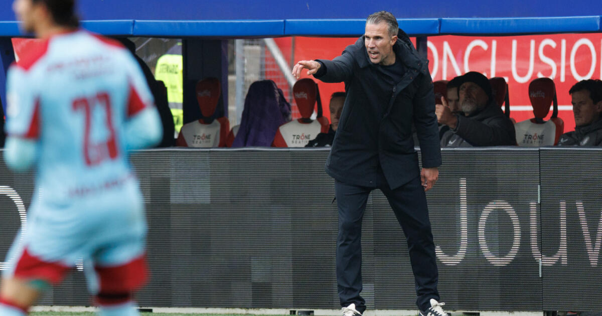 Vermoedelijke opstelling Feyenoord: 8 afwezigen hinderen Van Persie