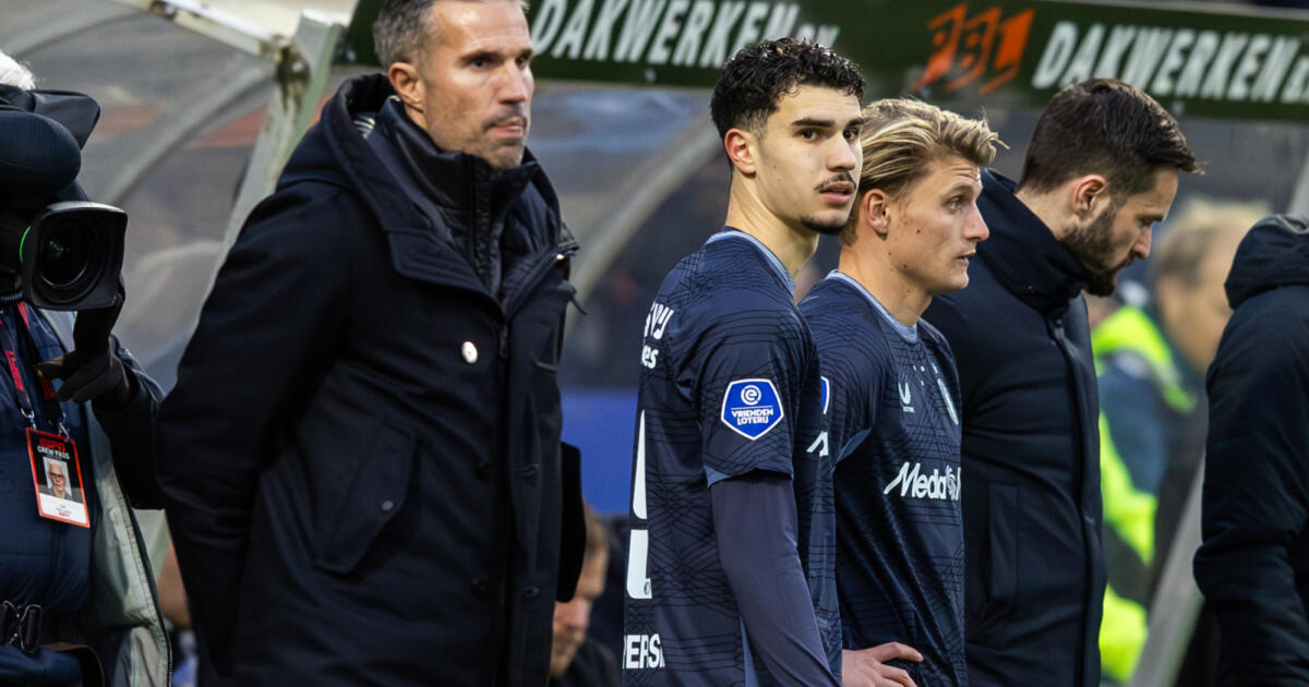 Van Persie bevestigt afwezigheid Feyenoorder tegen SC Heerenveen