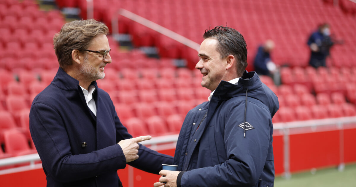BREAKING Overmars weg door grensoverschrijdend… Voetbalverslaafd BREAKING Overmars weg door grensoverschrijdend… Voetbalverslaafd
