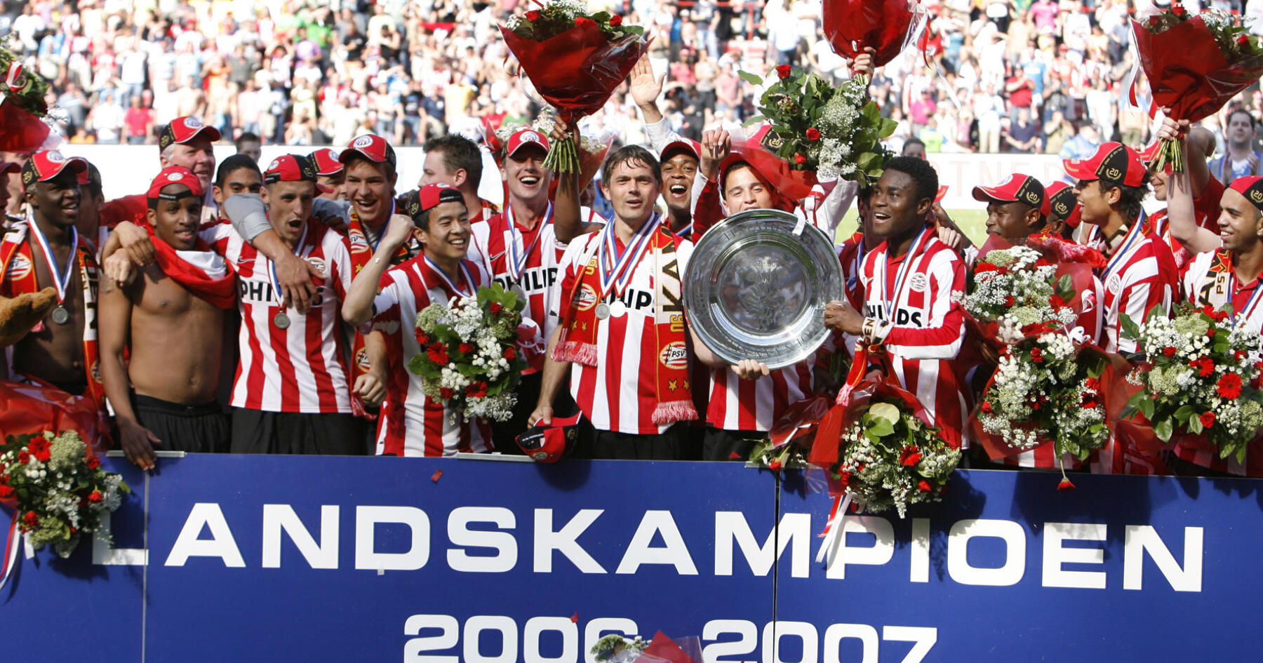 VIDEO Classic PSV wordt kampioen na