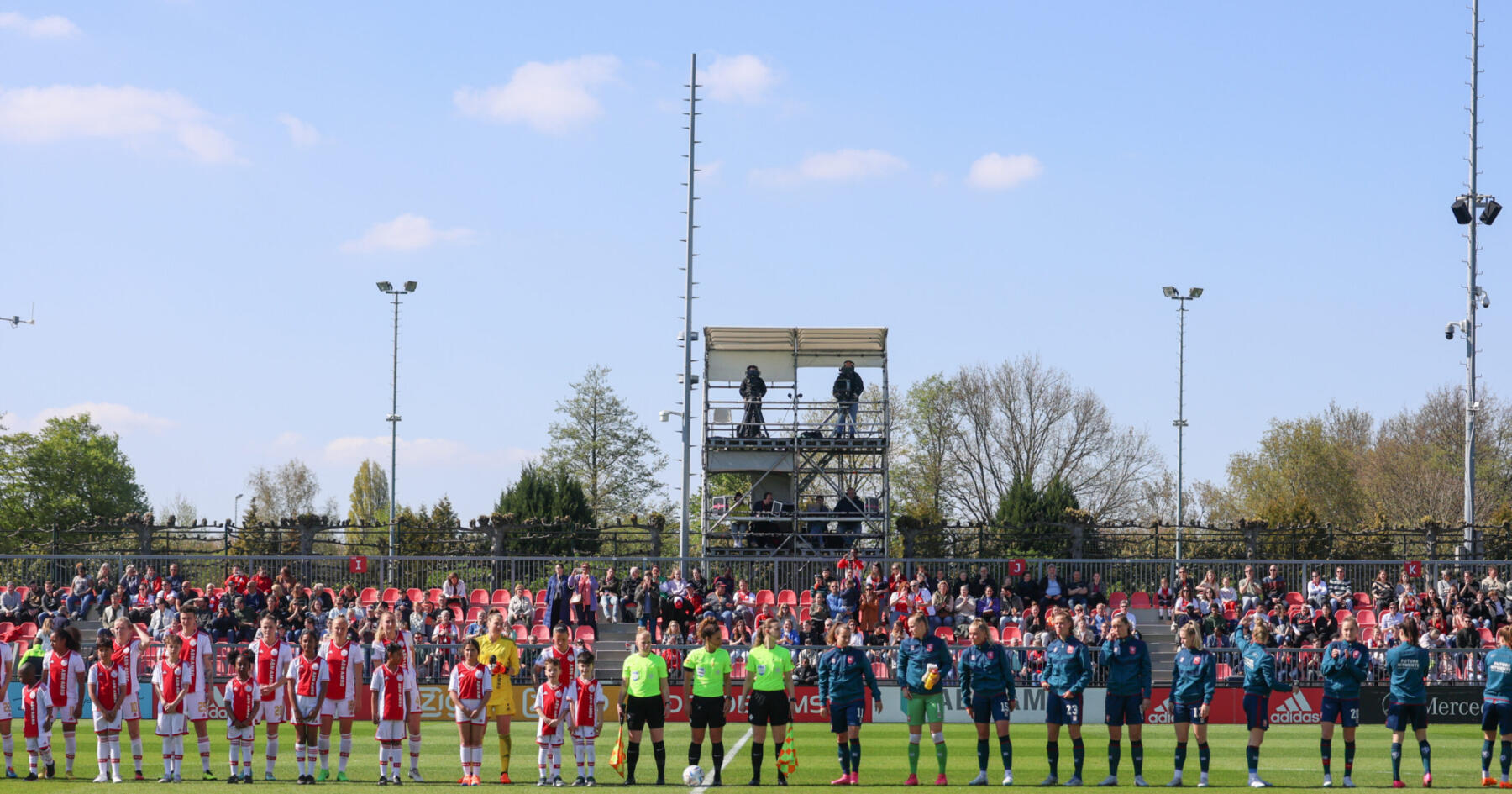 Finale Eredivisie Cup tussen FC Twente Vrouwen en… Twentefans.nl Finale Eredivisie Cup tussen FC Twente Vrouwen en… Twentefans.nl