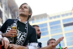 cocu-huldiging.jpg