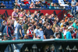 De Kuip fans corona.jpg