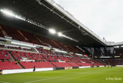 philipsstadion corona.jpg