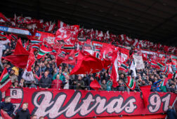 Supporters van FC Twente op Vak-P