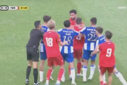 Opstootje van Naci Ünüvar tegen FC Porto