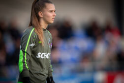 Femke Liefting in het shirt van VV Alkmaar
