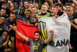 Feyenoord viert feest na het bereiken van de Conference League-finale