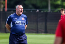 Ron Jans op het trainingsveld