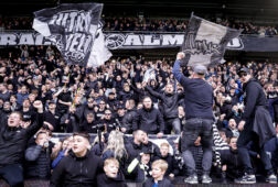 Heracles-supporters bij het duel met FC Twente