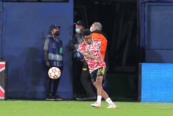 Amad Diallo in de warming up