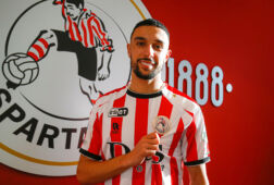 Younes Namli is gepresenteerd bij Sparta Rotterdam