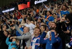 Fans van Rangers FC vieren feest