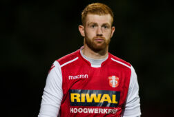 Renze Fij als doelman van FC Dordrecht