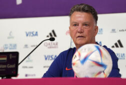 Louis van Gaal op de persconferentie