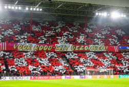 Sfeer in het Philips Stadion