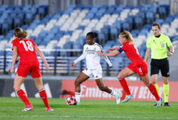 FC Twente in actie tegen Real Madrid