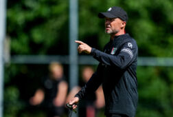 Dick Schreuder als trainer van NEC
