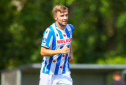 Dylan Vente in het shirt van SC Heerenveen