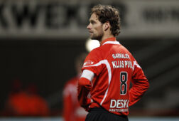 Olaf Lindenbergh in het shirt van FC Volendam