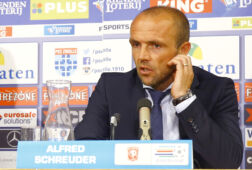 Alfred Schreuder in dienst van FC Twente