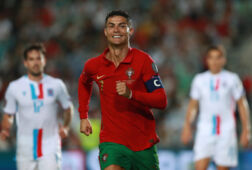 Cristiano Ronaldo scoort weer voor Portugal